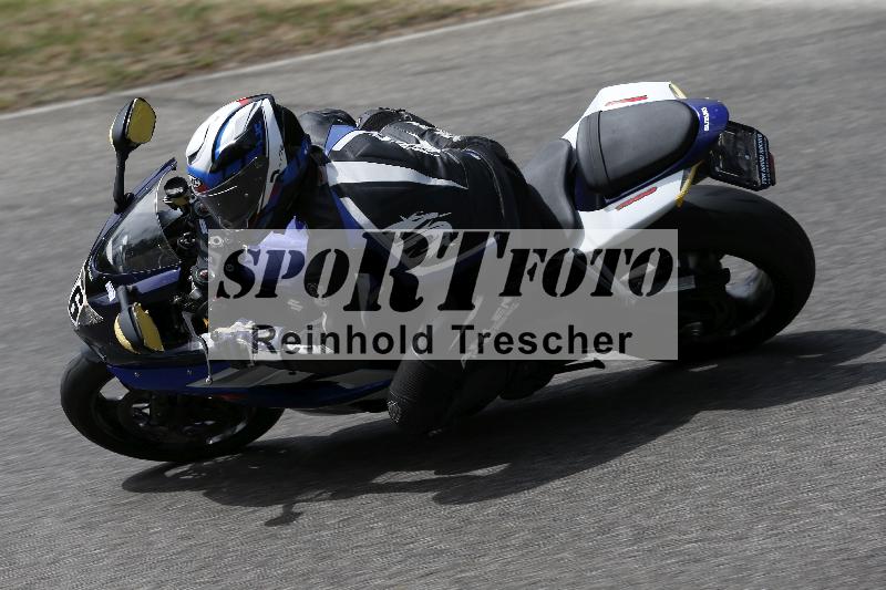 /22 06.07.2026  Pluess Moto Sport ADR/Freies Fahren/86-1